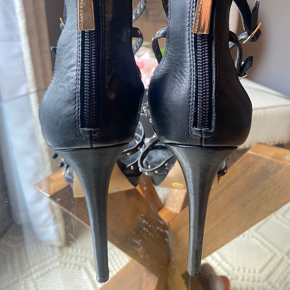 COPY - Vince Camuto gladiator heeled sandals . Size 7 - Picture 3 of 8